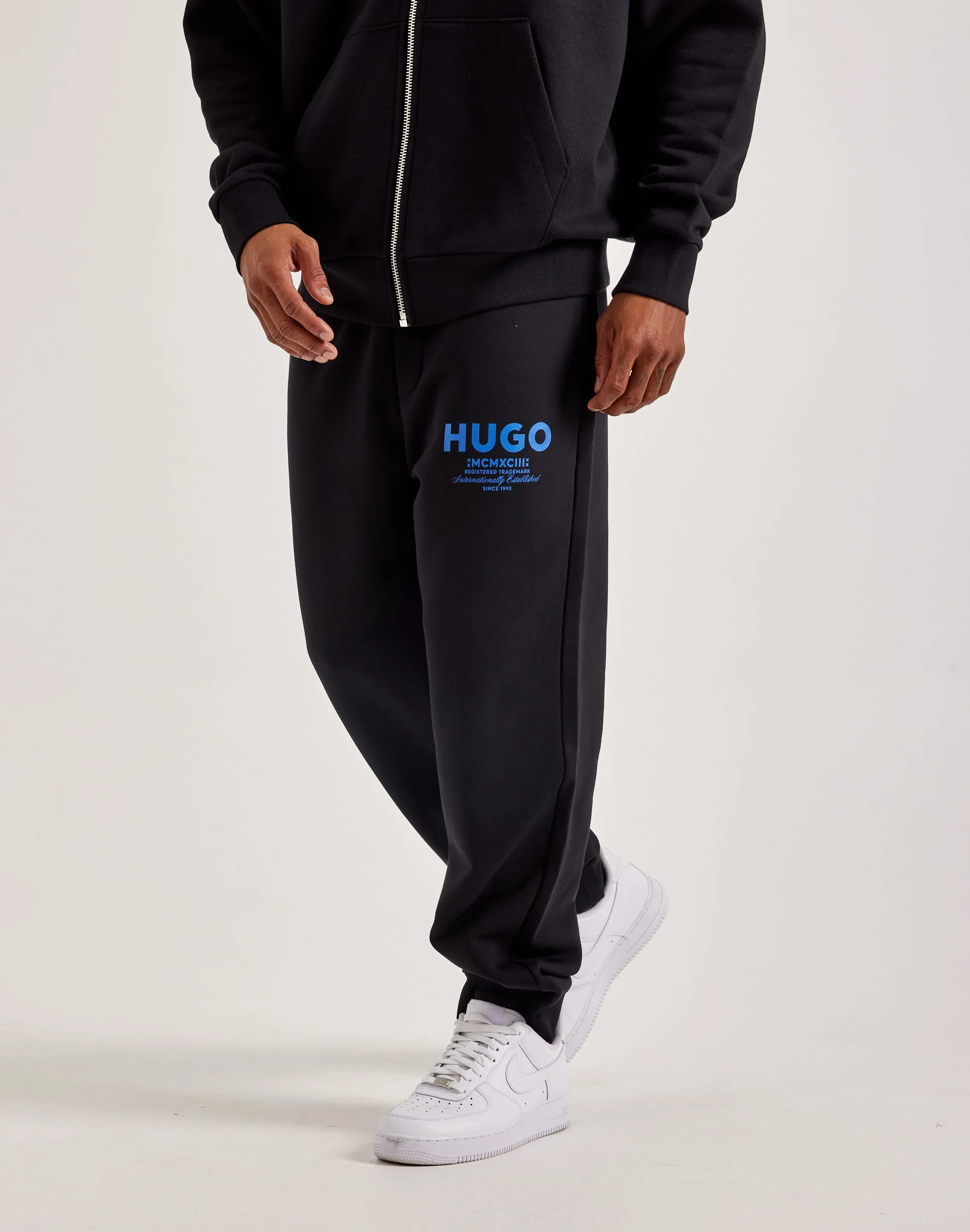Hugo Nevez Pants