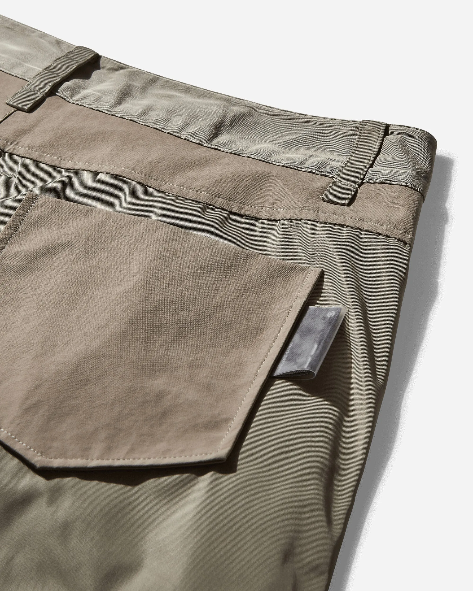 Men's Wave Seam Nylon Pants Moon Rock