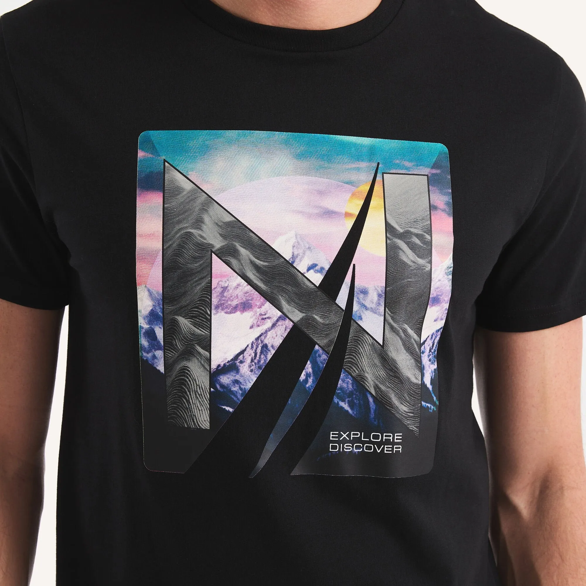 Nautica Mens Explore Discover Graphic T-Shirt