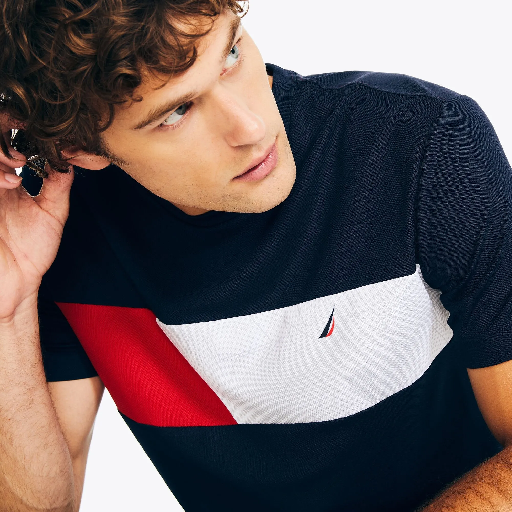 Nautica Mens Navtech Sustainably Crafted Crewneck T-Shirt