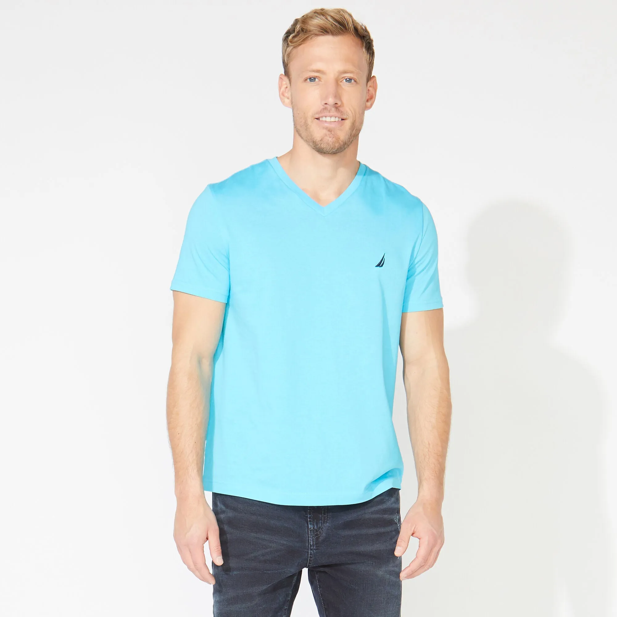Nautica Mens Premium Cotton V-Neck T-Shirt