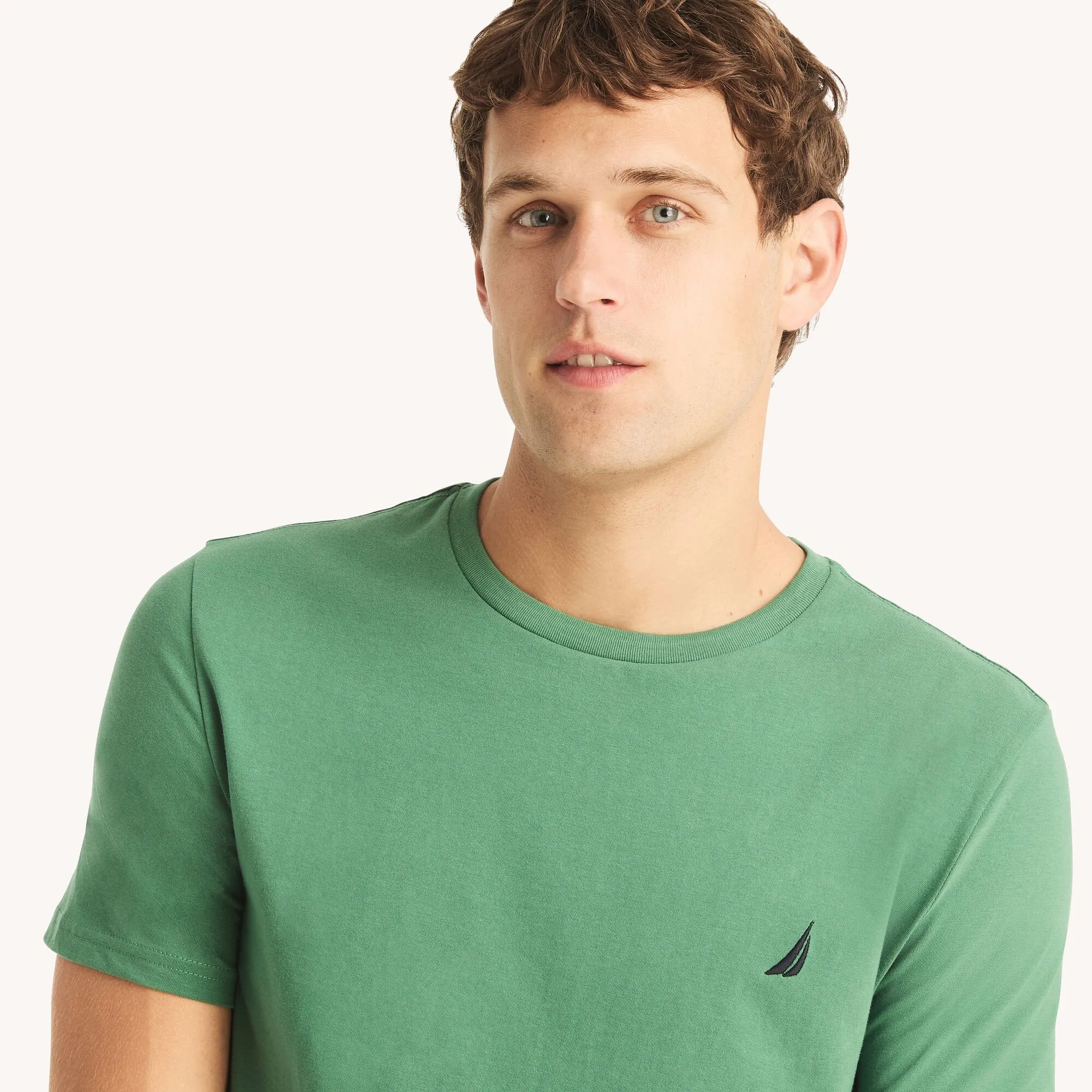 Nautica Mens Solid Crewneck T-Shirt