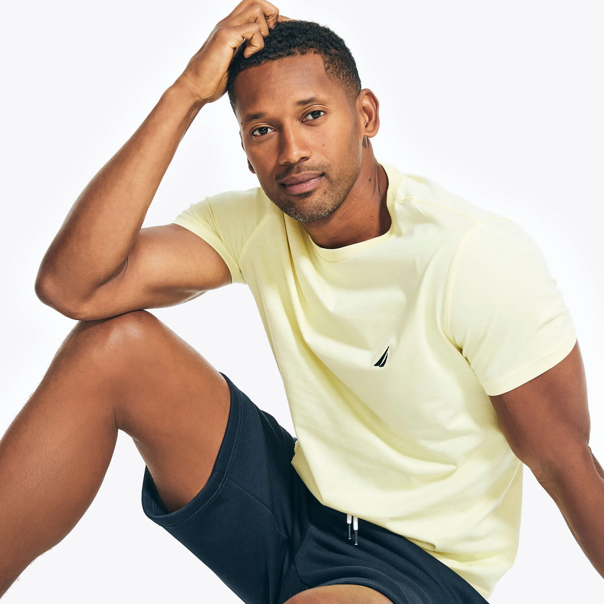 Nautica Mens Solid Crewneck T-Shirt
