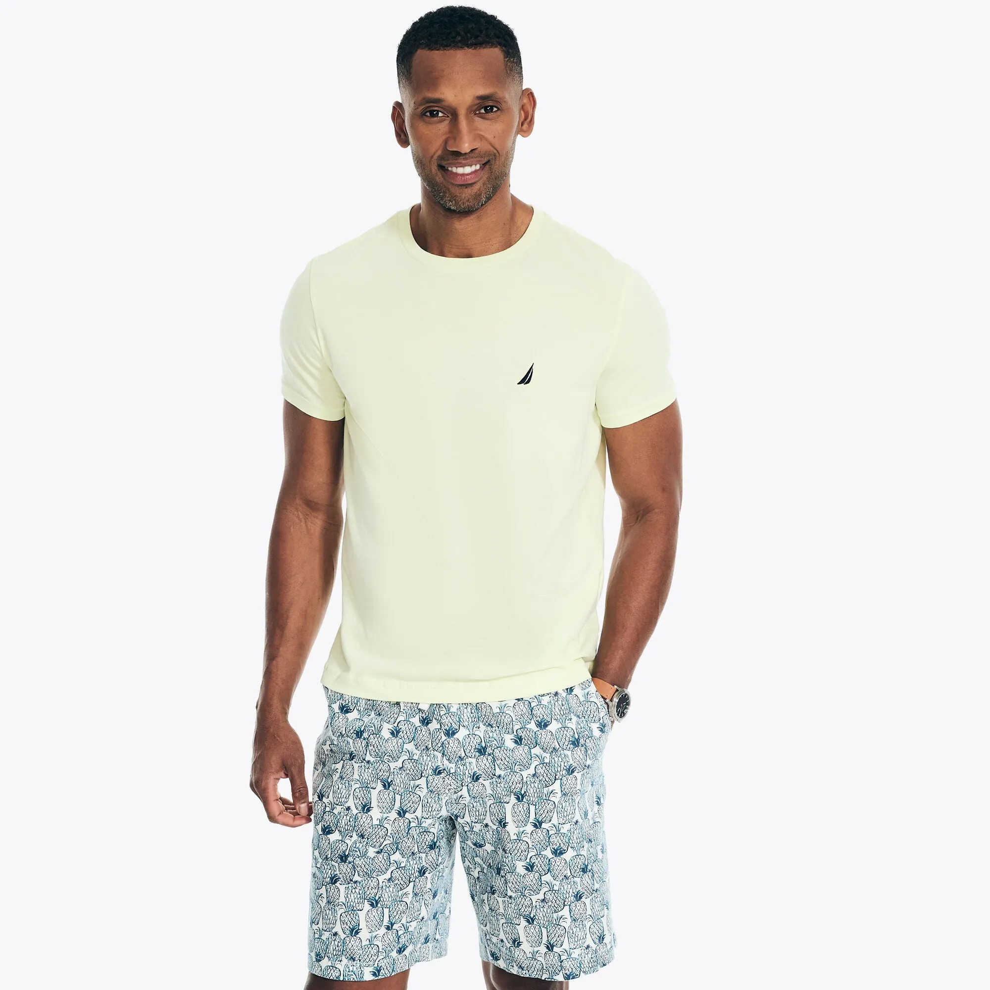 Nautica Mens Solid Crewneck T-Shirt