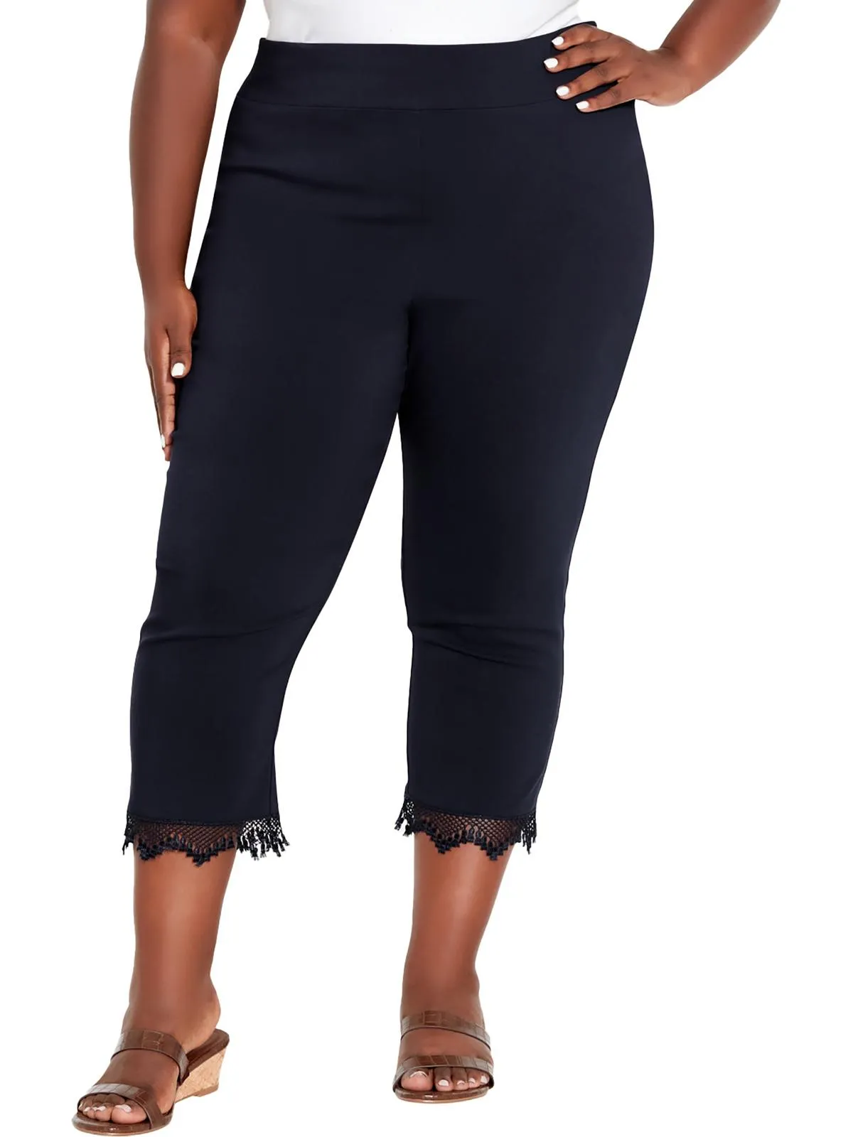 Plus Womens Stretch Fitted Capri Pants